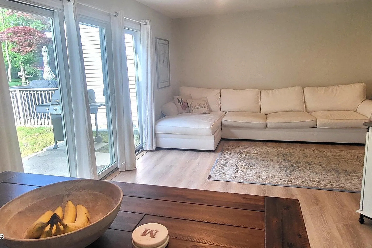 2 bed, 2.5 bath, 1298 sqft, $3,850 — Photo 4