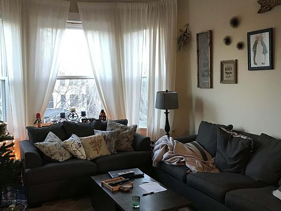 2nd image of 4852 N Winchester Ave APT 3
