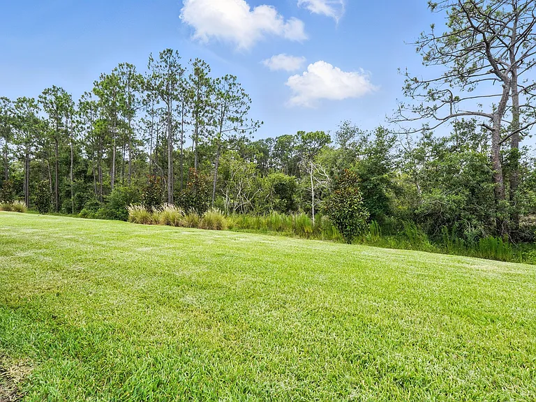 18392 Oliver Twist Way — Photo 32