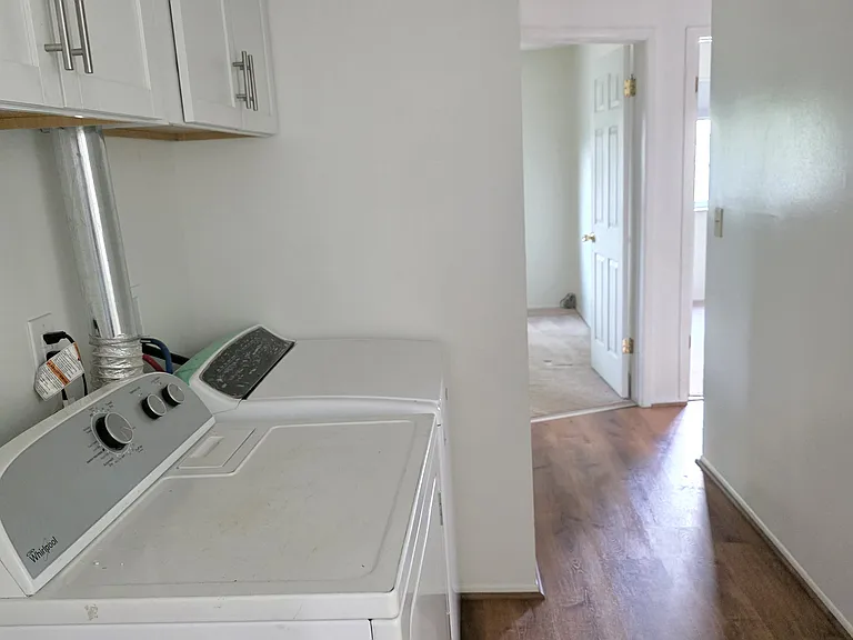 941 Princess Dr — Photo 8