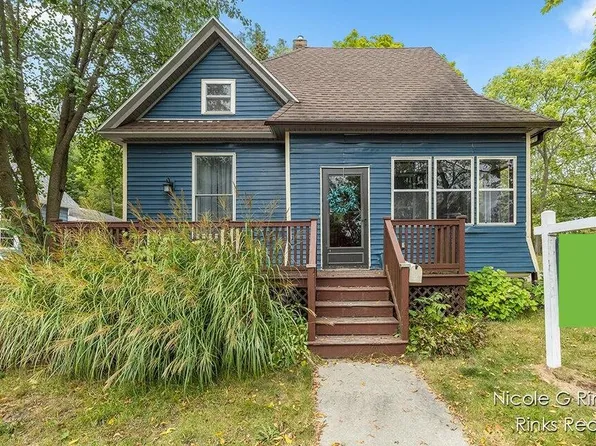 2 Wager Pl, Ionia, MI 48846