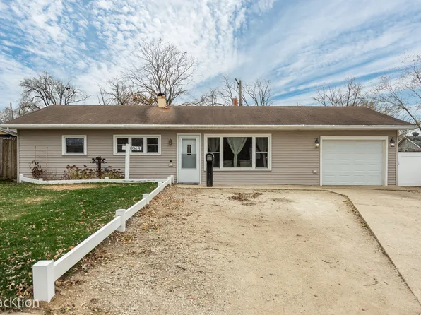 304B Stuart Ct, Lockport, IL 60441