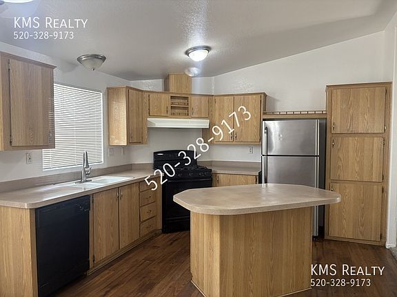 4th image of 4861 N River Vista Dr