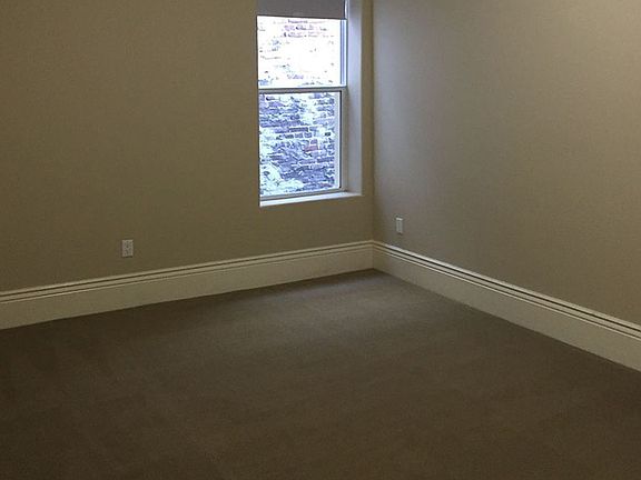 5th image of 736 Washington St #7