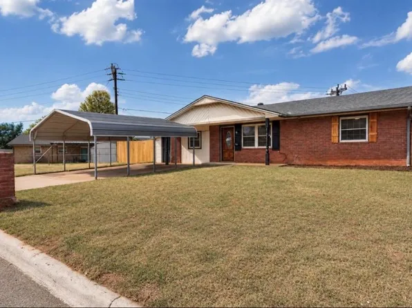 409 E Linden Ln, Mustang, OK 73064