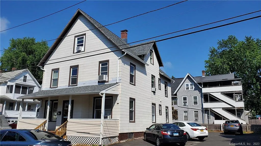 Building Photo - 25 Elm St #1