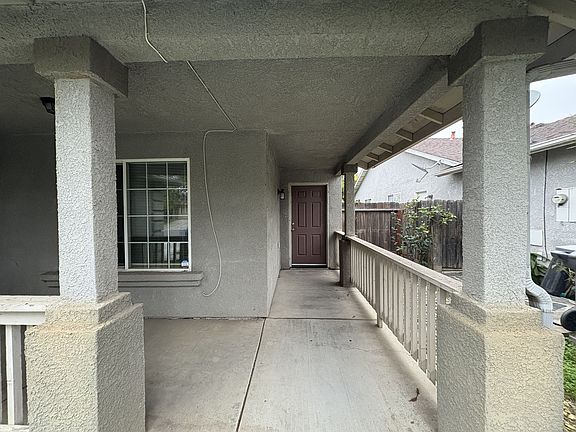 3rd image of 243 Olivia Ct