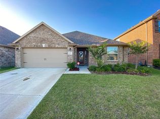 2068 Avondown Rd, Forney, TX 75126