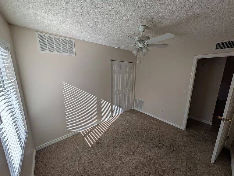 727 S Hartford St #203 — Photo 11