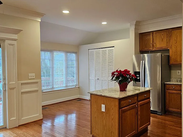 14100 Madrigal Dr — Photo 8