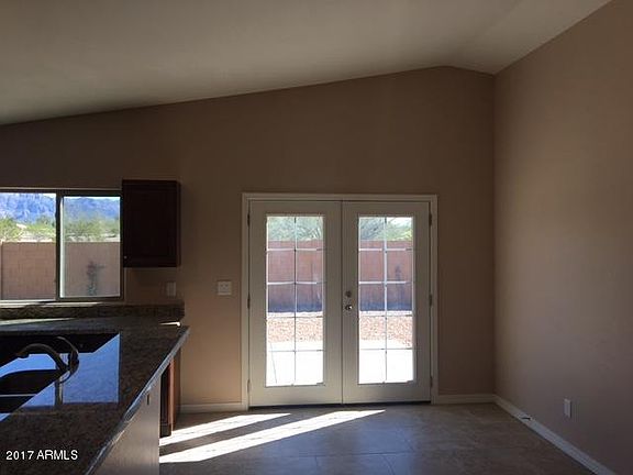 5th image of 2141 S Palo Verde Dr