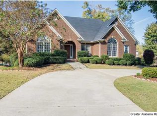 7042 Arbor Ln, Trussville, AL 35173