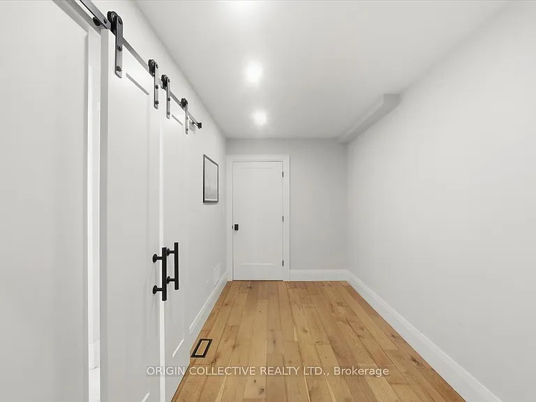79 Wilson St E — Photo 12