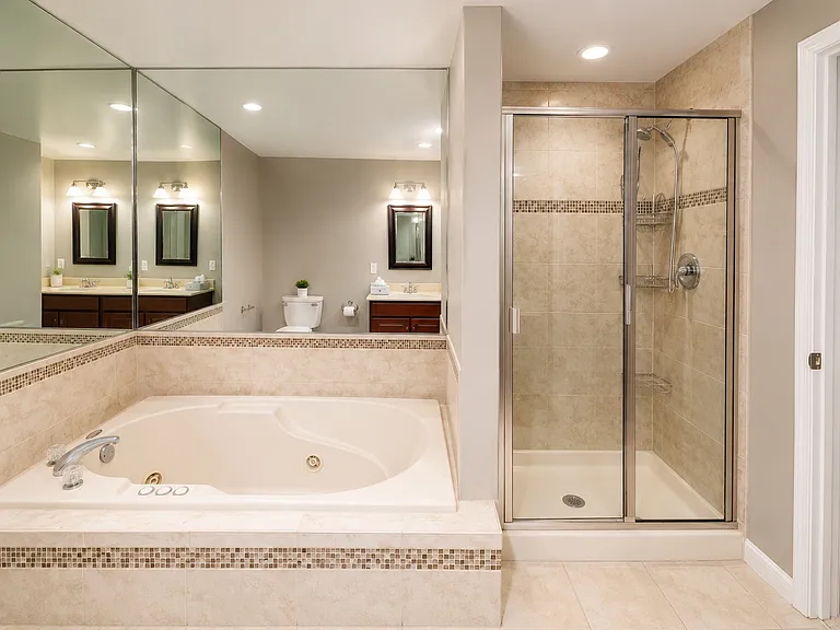 PRIMARY ENSUITE BATHROOM