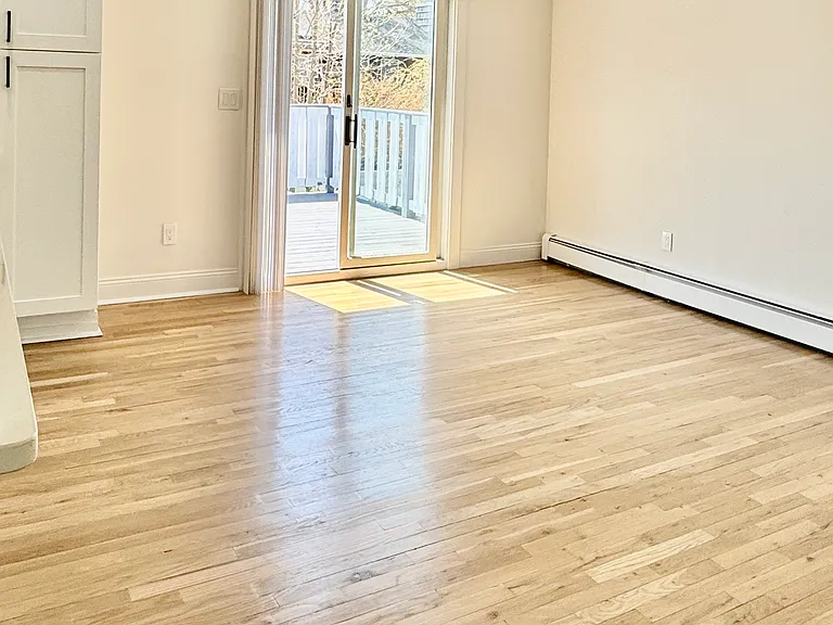 26 Norwich St #1 — Photo 8