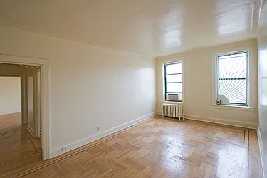 Rented by Elenora Dantchev, LREB