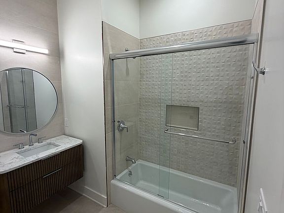 4th image of 487 Market St #203
