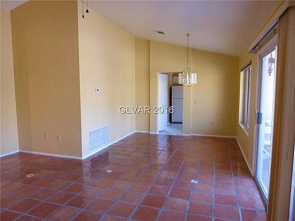 4th image of 2513 Desert Butte Dr #0