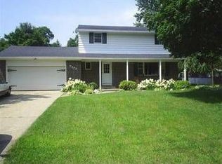7375 Magnolia Dr, Jenison, MI 49428