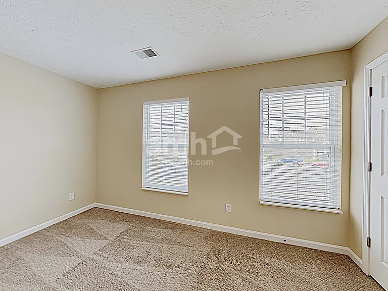 377 Stewart Springs Dr — Photo 12