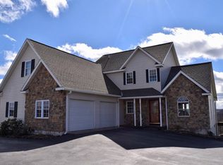 119 Knoll Top Ct, Wellsboro, PA 16901