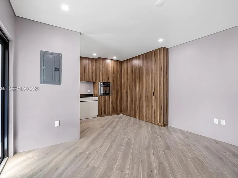 8931 NE 2nd Ave #N2 — Photo 2