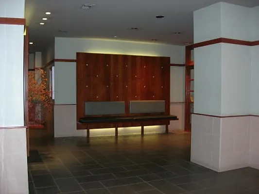 Rented by Classic Marketing- 530 Park1 | media 33