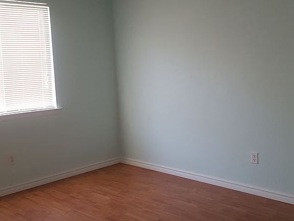 5th image of 5548 Sagebrush St