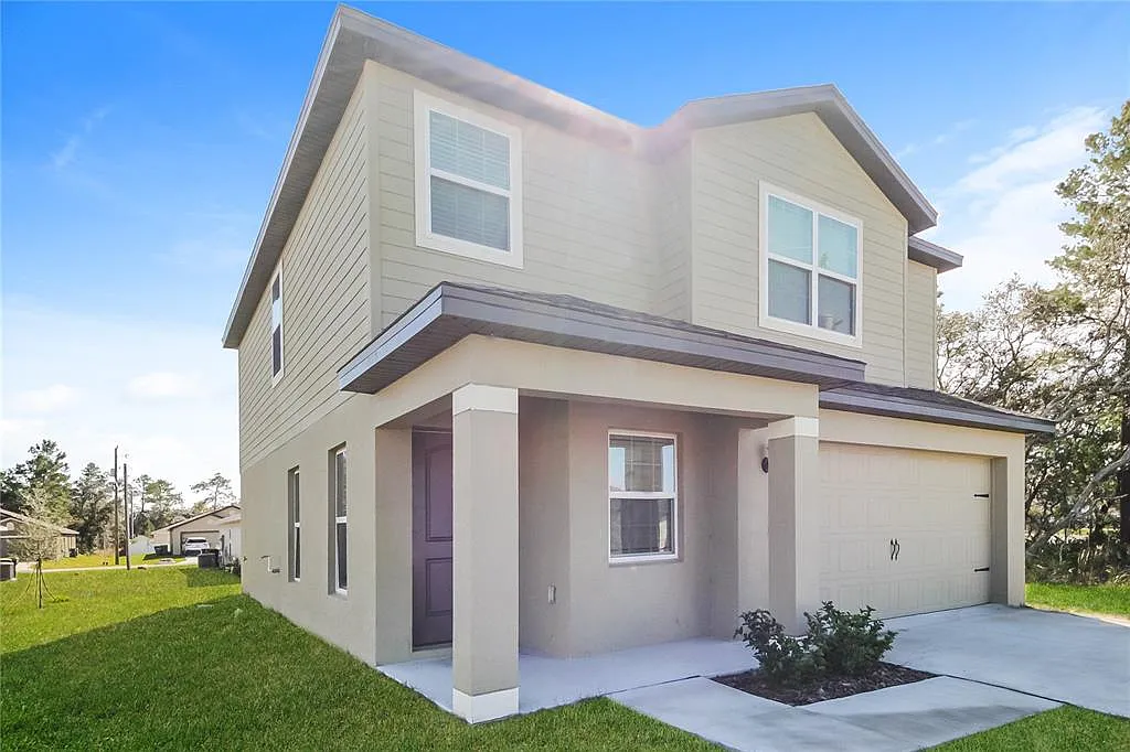 4 bed, 2.5 bath, 1852 sqft, $2,080 — Photo 2