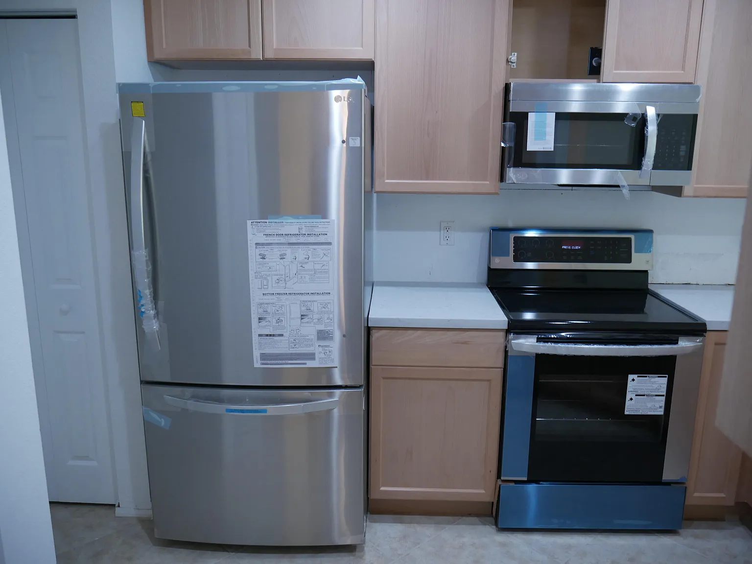 3 bed, 2.5 bath, 1474 sqft, $3,000 — Photo 3