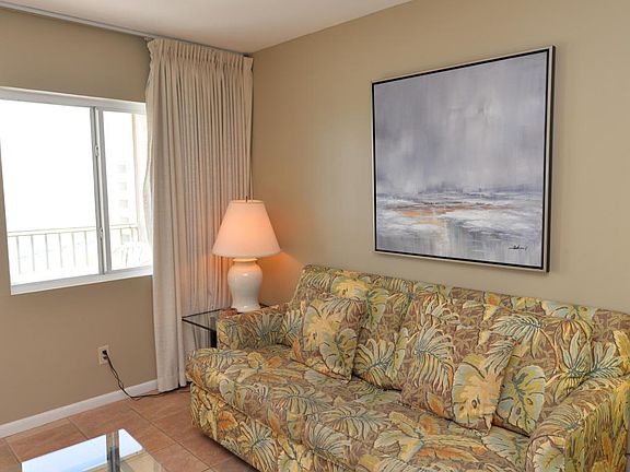 5th image of 510 Gulf Shore Dr Unit 619