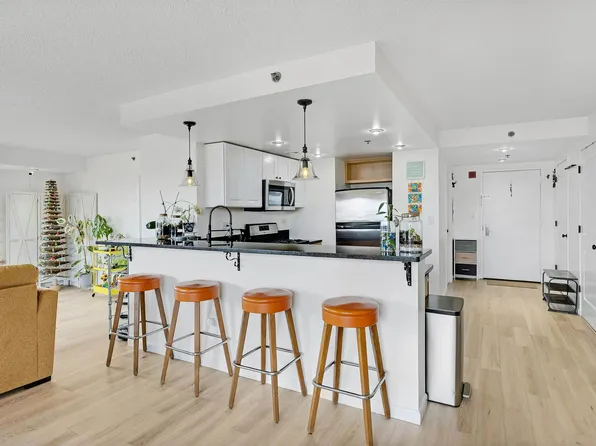 700 1st St APT 6H, Hoboken, NJ 07030