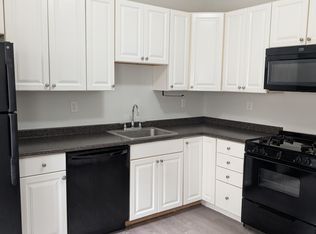 312 Cambridge St #2, Cambridge, MA 02141