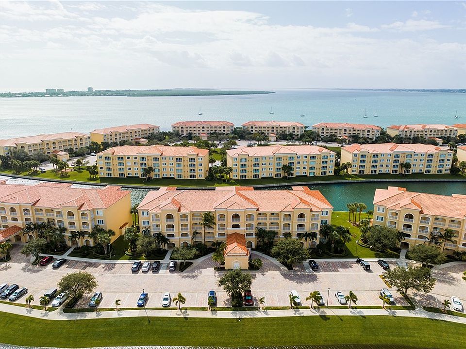 1st image of 7 Harbour Isle Dr E #Penthouse 04