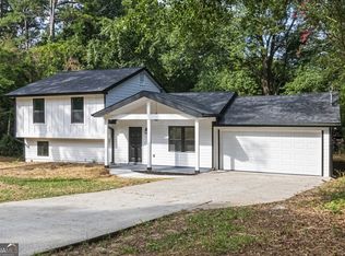 447 Warren Rd, Lawrenceville, GA 30044