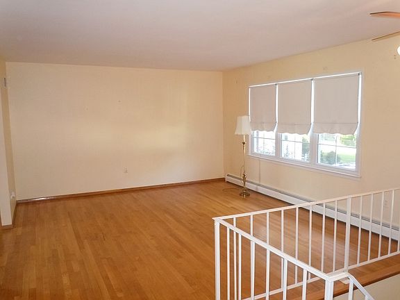 2nd image of 13730 Kaywood Dr