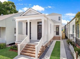 3213 Laurel St, New Orleans, LA 70115