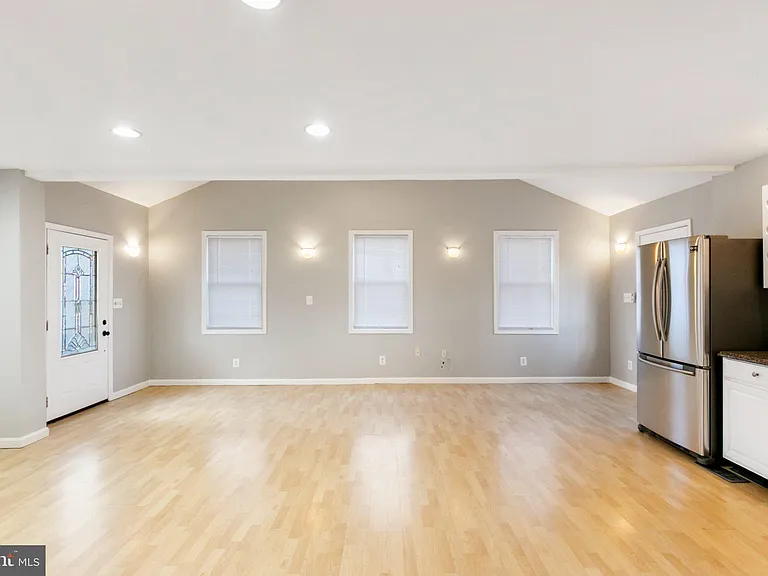 6341 Dogwood Pl — Photo 15