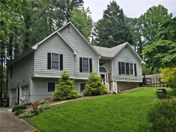 102 Thomas Dr, Dallas, GA 30157