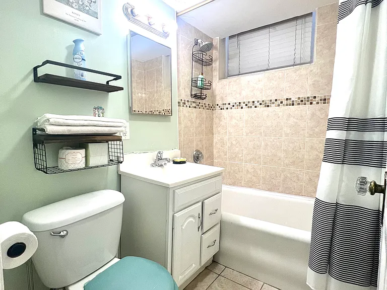 22 Concord Ave #F — Photo 4