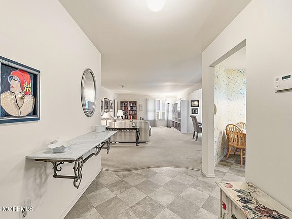 5th image of 8 Rothwell Drive #8A