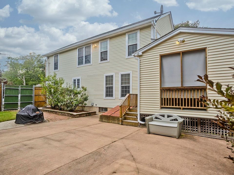 1st image of 76 Somers Rd