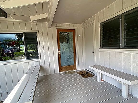 Entrance lanai
