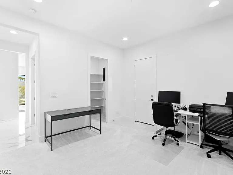 4315 N Dapple Gray Rd — Photo 56