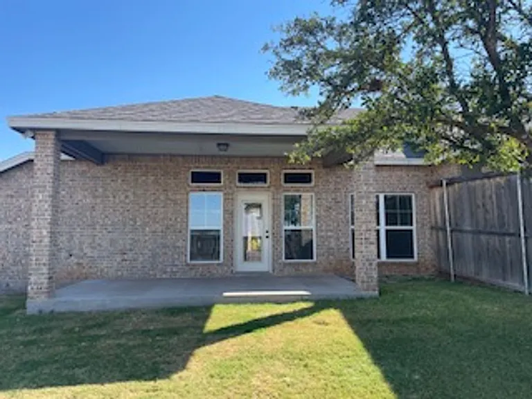 4142 Carrera Ln — Photo 32