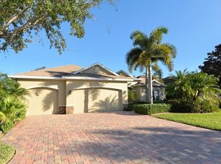 7919 Edmonston Cir, University Park, FL 34201