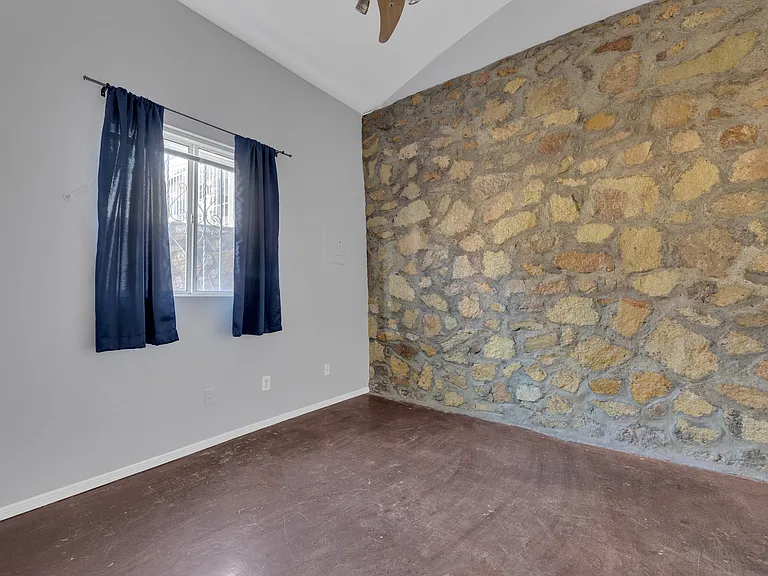 1127 N El Paso St #5 — Photo 8