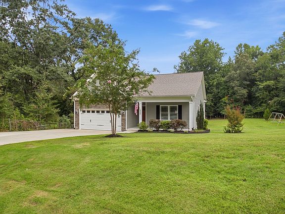 3rd image of 334 Tugaloo Rd