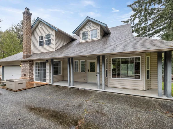 2535 Sea Blush Dr, Nanaimo, BC V9P 9E4