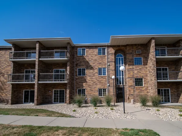 Newly Remodeled Apartments at Lewis Landing, 617 N Lewis Ave #301, Sioux Falls, SD 57103